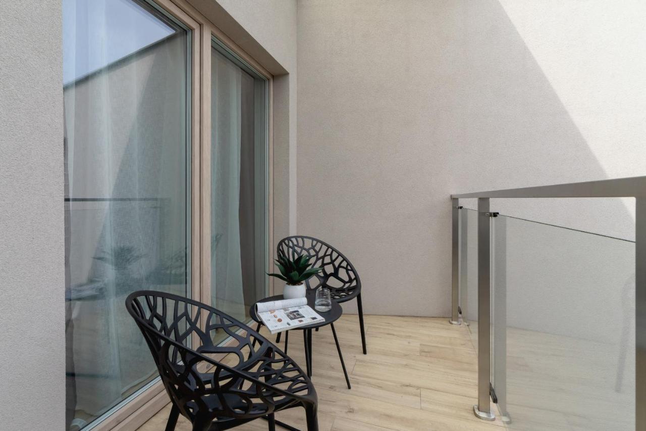 Deluxe City Studio Kacik 10 By Noclegi Renters كراكوفيا المظهر الخارجي الصورة